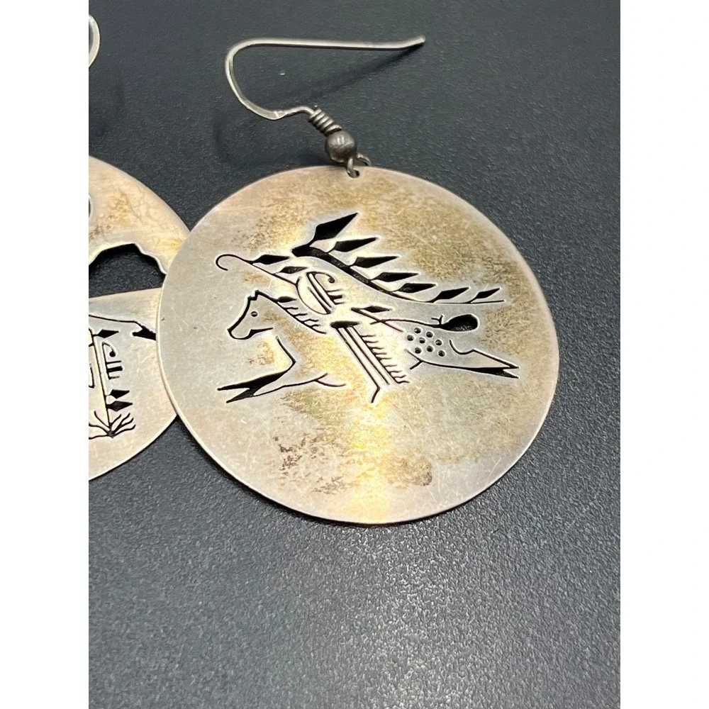 Vintage Sterling Southwestern Disc Earrings Horse Rider Mountain Bear Paw Hopi ?